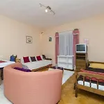 Zvone Apartment